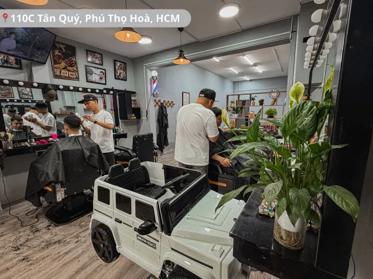 Không gian Cố Đô Barbershop